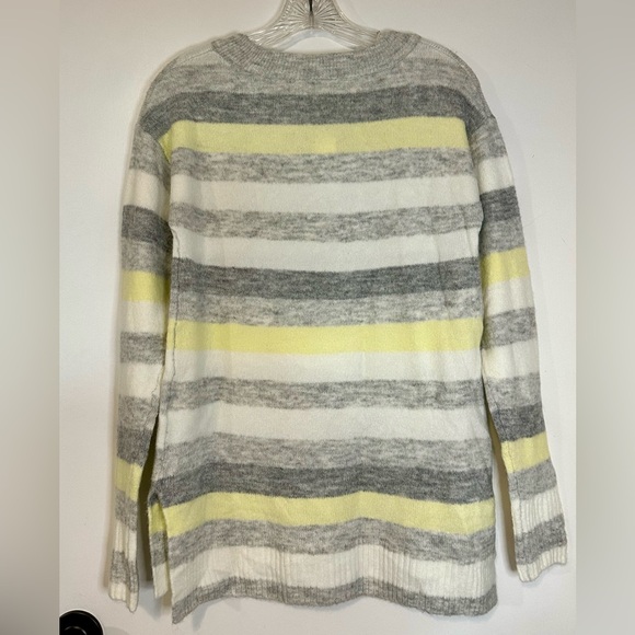 GAP Tunic Boat Neck Multicolored Long Sleeve Lightweight Striped  Sweater XS New - Picture 3 of 10
